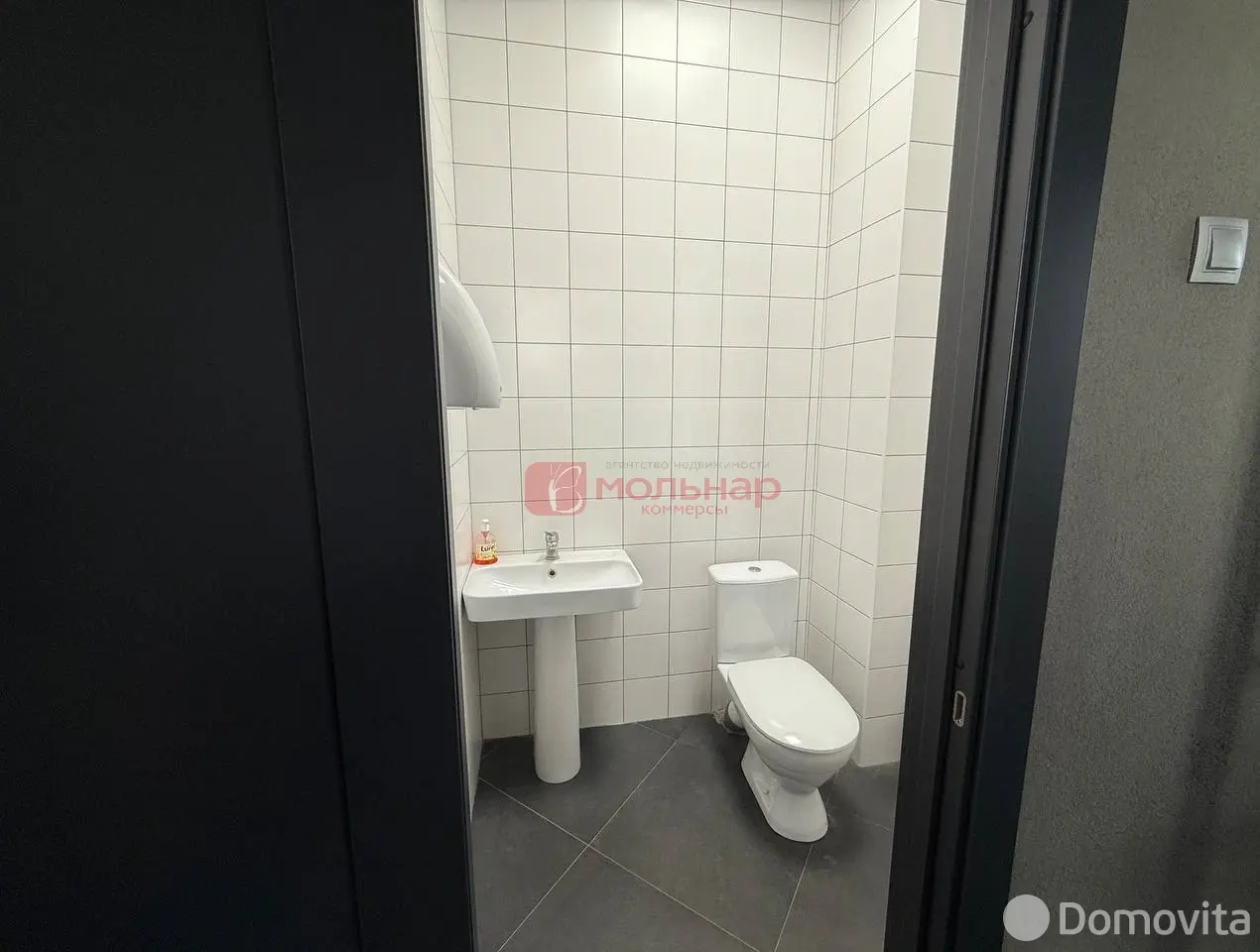 Снять торговую точку на ул. Центральная, д. 3 в Лошанах, 300USD, код 966527 - фото 12