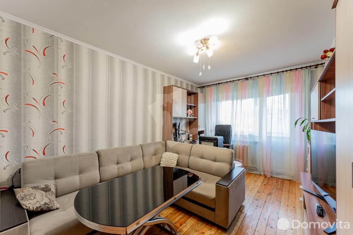 Купить 3-комнатную квартиру в Минске, ул. Болеслава Берута, д. 9/3, 69000 USD, код: 943625 - фото 1