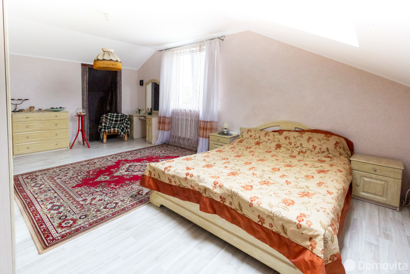 дом, Раков, ул. Весенняя, д. 10