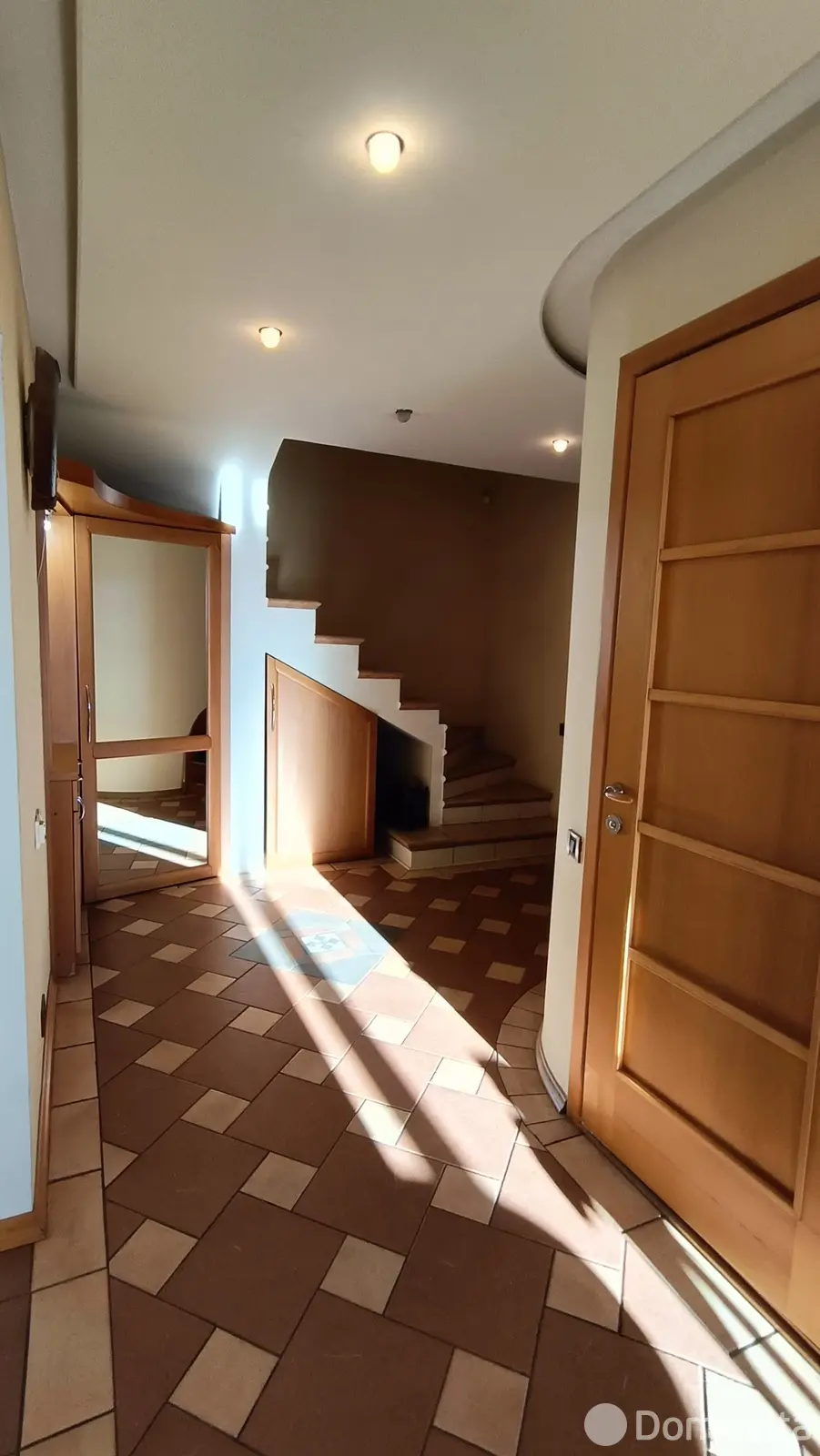 Купить 4-комнатную квартиру в Молодечно, ул. Виленская, д. 35, 114500 USD, код: 1116995 - фото 5