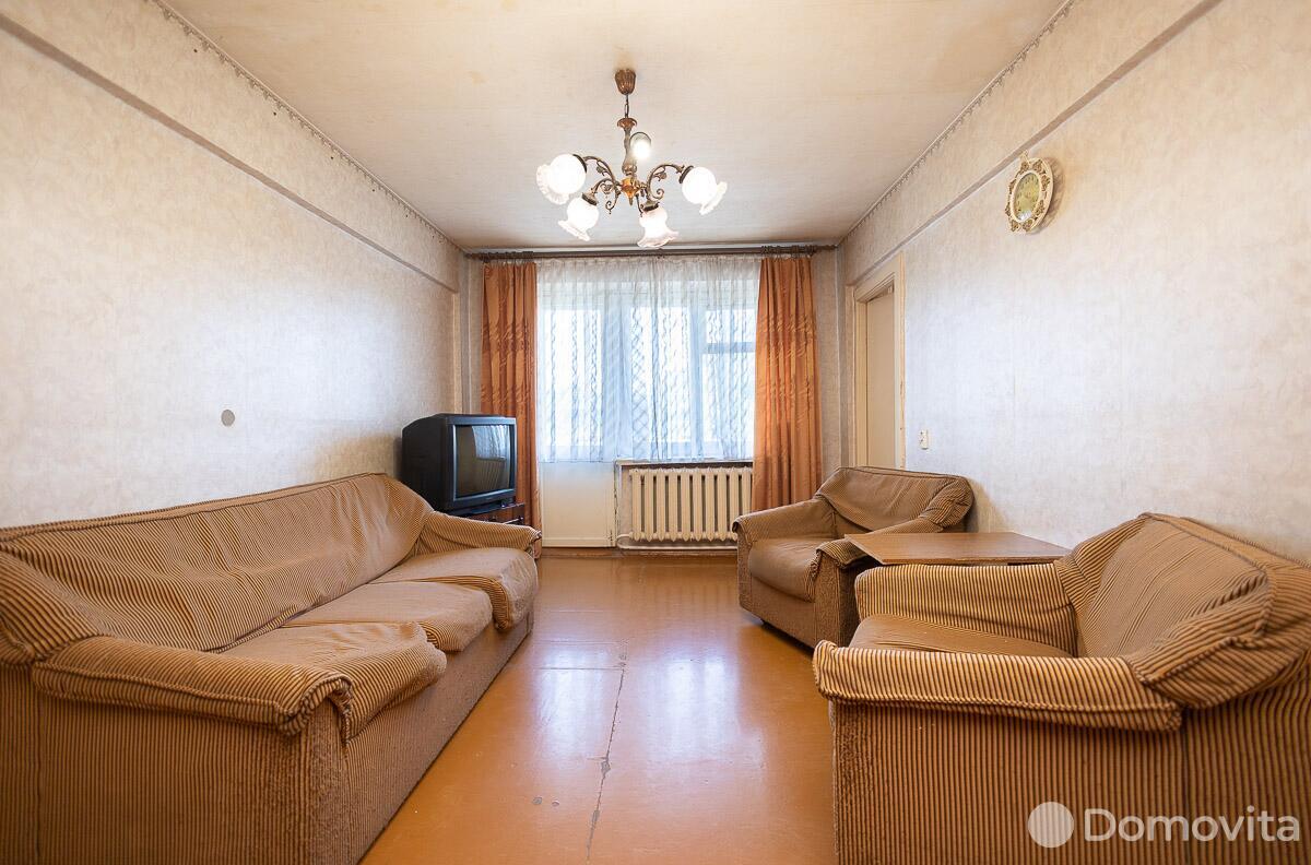 Купить 4-комнатную квартиру в Минске, ул. Веры Хоружей, д. 48, 77000 USD, код: 1022077 - фото 1