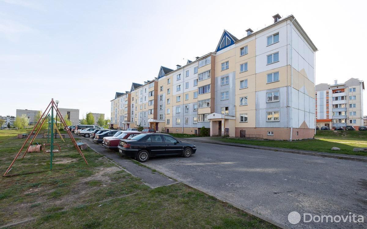 Купить 2-комнатную квартиру в Браславе, ул. Октября, д. 43, 43000 USD, код: 1003700 - фото 1