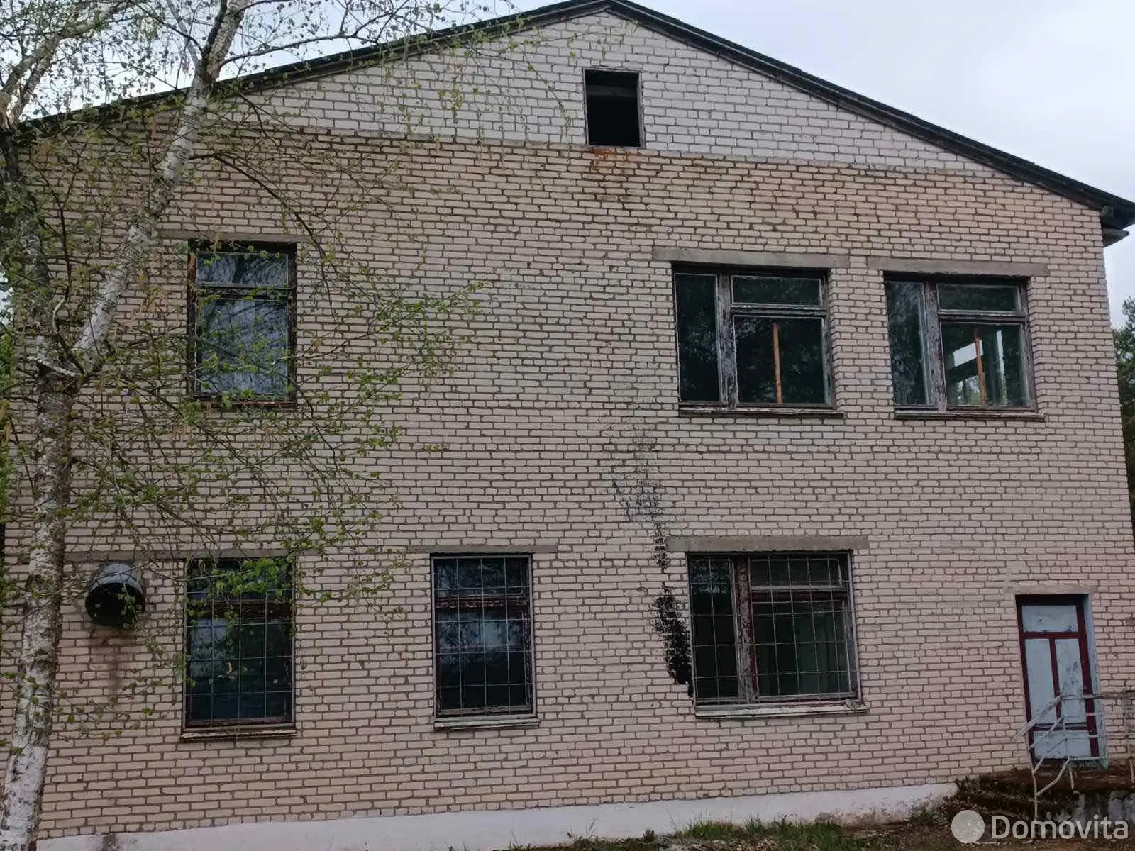 Купить складское помещение на ул. Речная, д. 5 в Доржах - фото 4