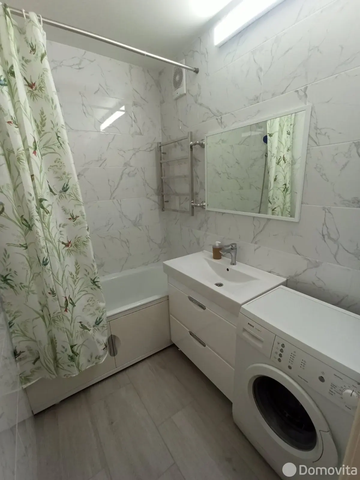 квартира, Минск, ул. Сергея Есенина, д. 28, стоимость аренды 1 650 р./мес.