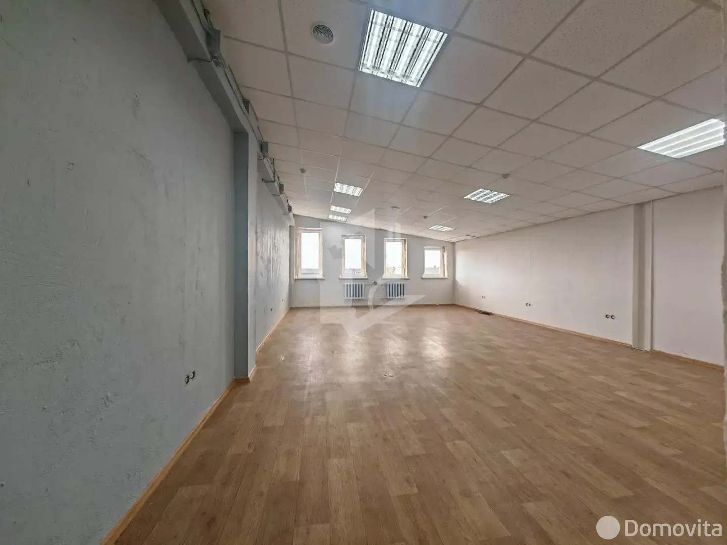 Объект сферы услуг в Минске, ул. Монтажников, д. 9, код 4156 - фото 1