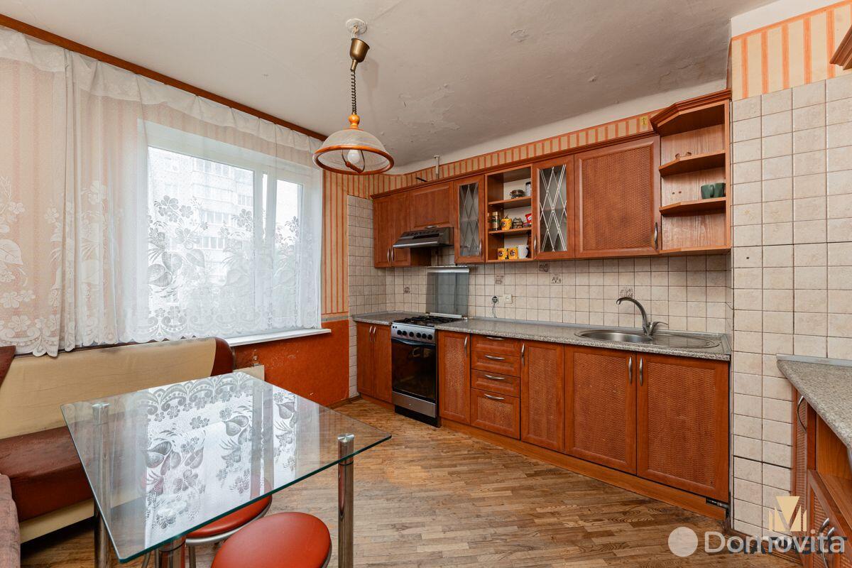 Купить 3-комнатную квартиру в Минске, ул. Космонавтов, д. 44, 89000 USD, код: 1045003 - фото 1