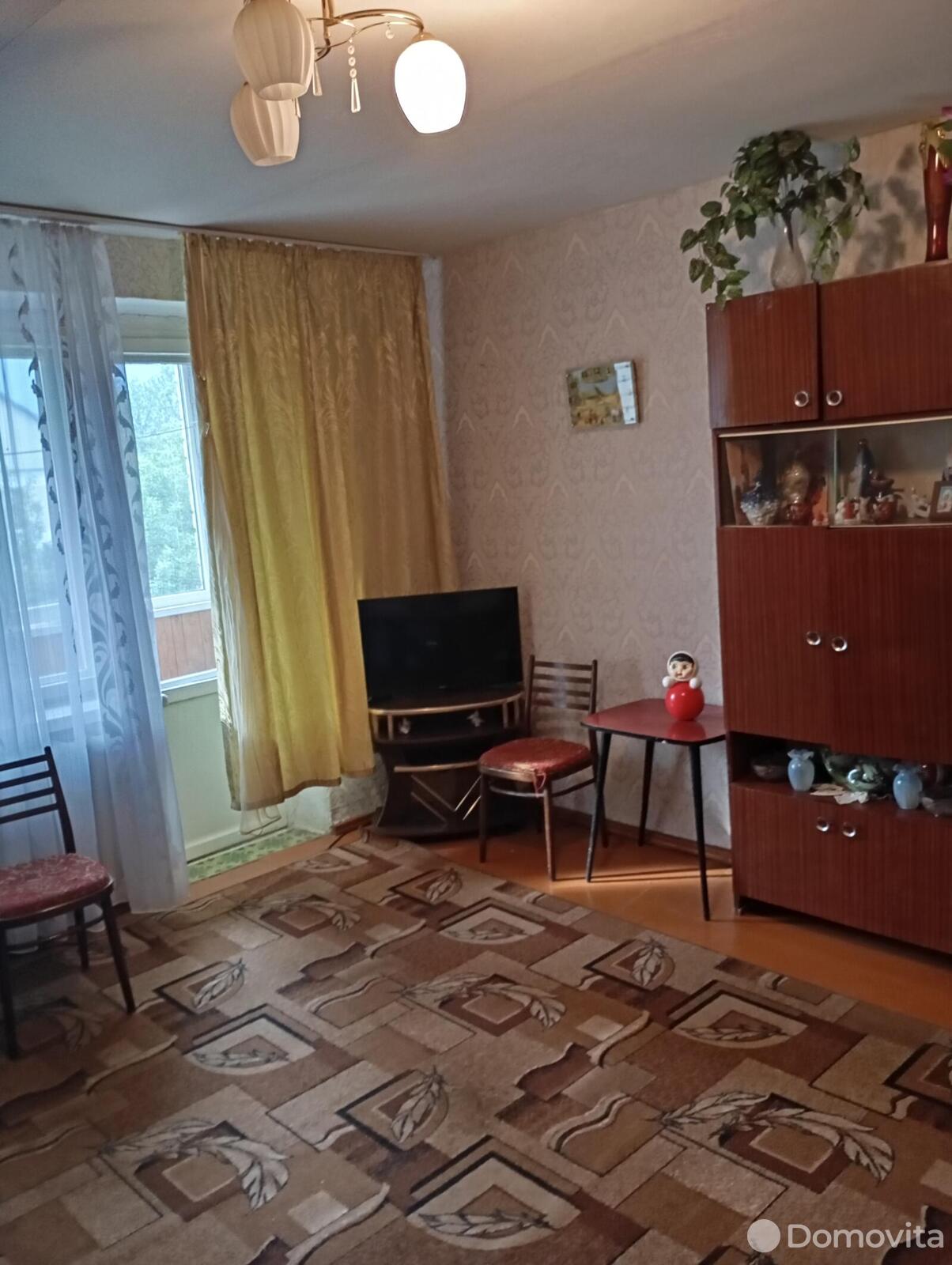 Купить 3-комнатную квартиру в Толочине, ул. Нарчука, д. 14, 30000 USD, код: 1007275 - фото 3