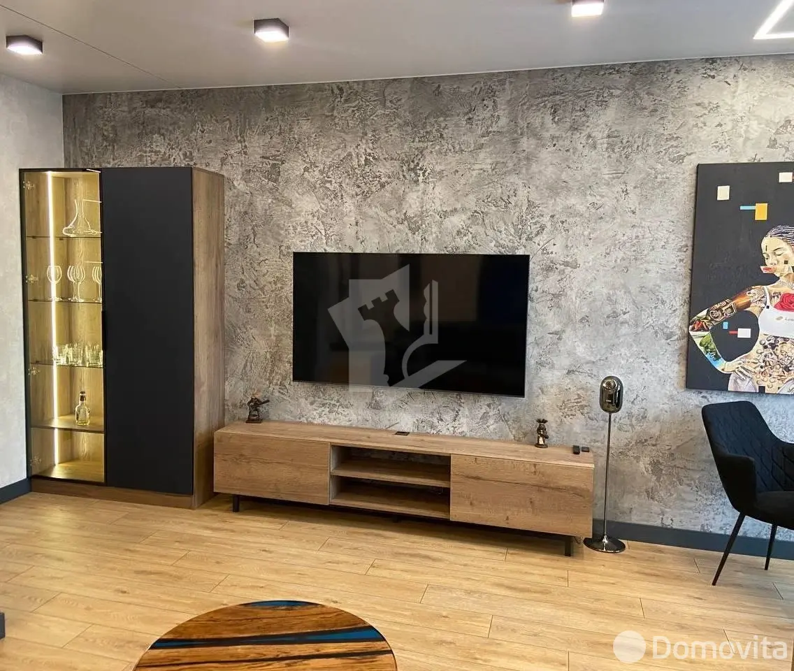 квартира, Минск, ул. Аэродромная, д. 18, стоимость аренды 2 618 р./мес.