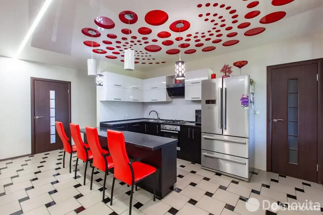 коттедж, Моторовщина, ул. Цветочная, д. 6 - лучшее предложение