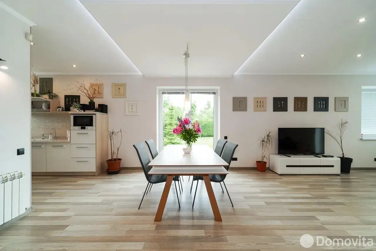 дом, Домашаны, ул. Солнечная, стоимость продажи 1 018 046 р.