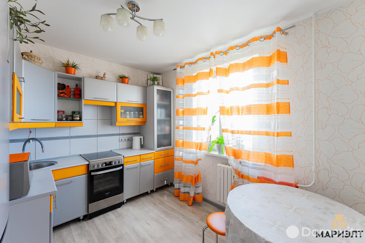Продажа 2-комнатной квартиры в Минске, ул. Льва Сапеги, д. 9, 87500 USD, код: 1015425 - фото 1