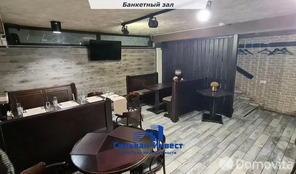 объект сферы услуг, Минск, ул. Руссиянова, д. 4, стоимость продажи 690 494 р.