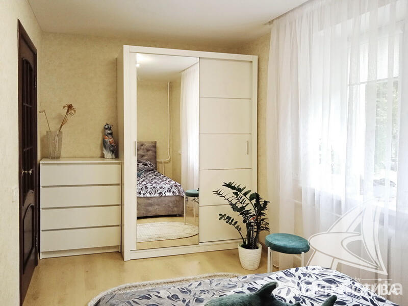 Купить 2-комнатную квартиру в Бресте, ул. Гоголя, 62800 USD, код: 695105 - фото 1