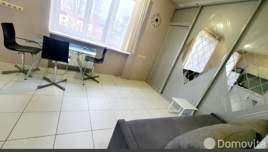 квартира, Минск, ул. Романовская Слобода, д. 20, стоимость аренды 1 579 р./мес.