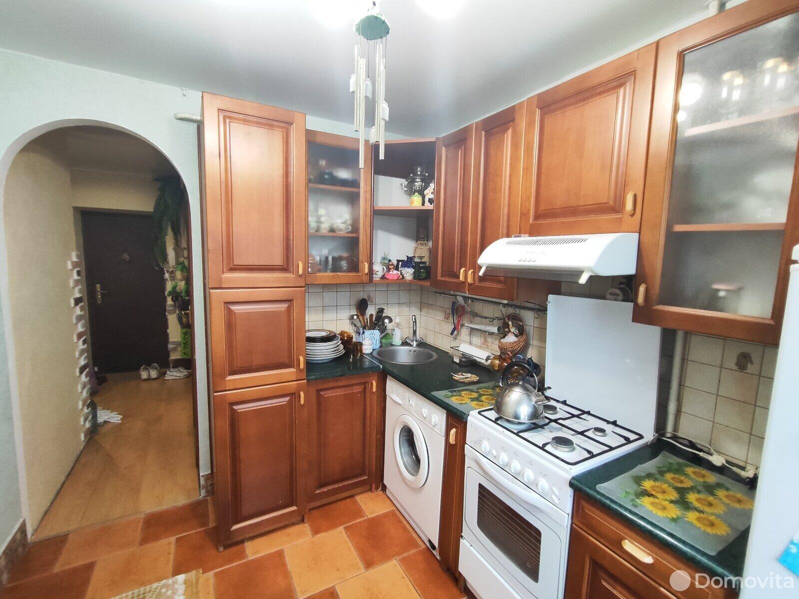 Продажа 2-комнатной квартиры в Дзержинске, ул. Протасова, д. 21, 45000 USD, код: 985626 - фото 3