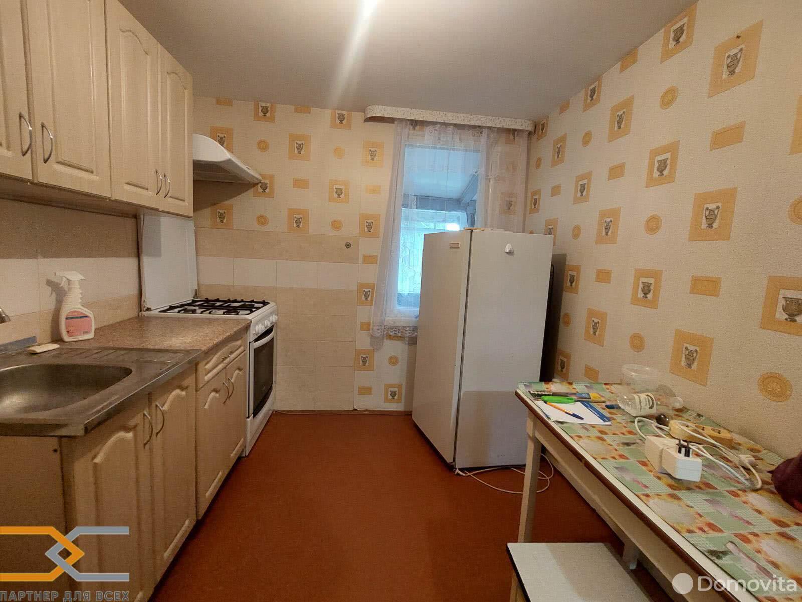 Продажа 1-комнатной квартиры в Несвиже, ул. К.Либкнехта, 11000 USD, код: 1013612 - фото 2