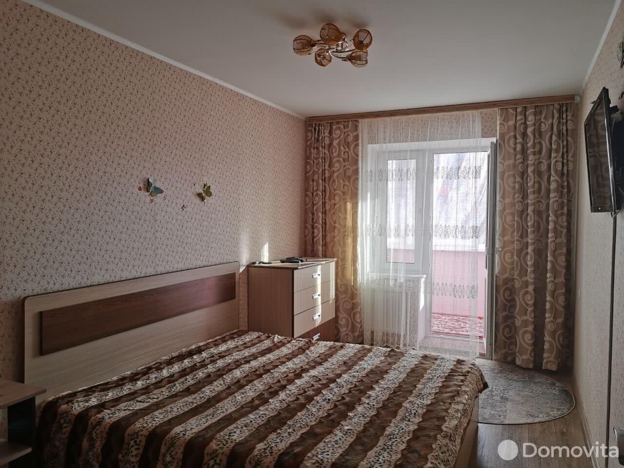Продажа 3-комнатной квартиры в Витебске, ул. Богатырева, д. 27, 58000 USD, код: 1021285 - фото 1