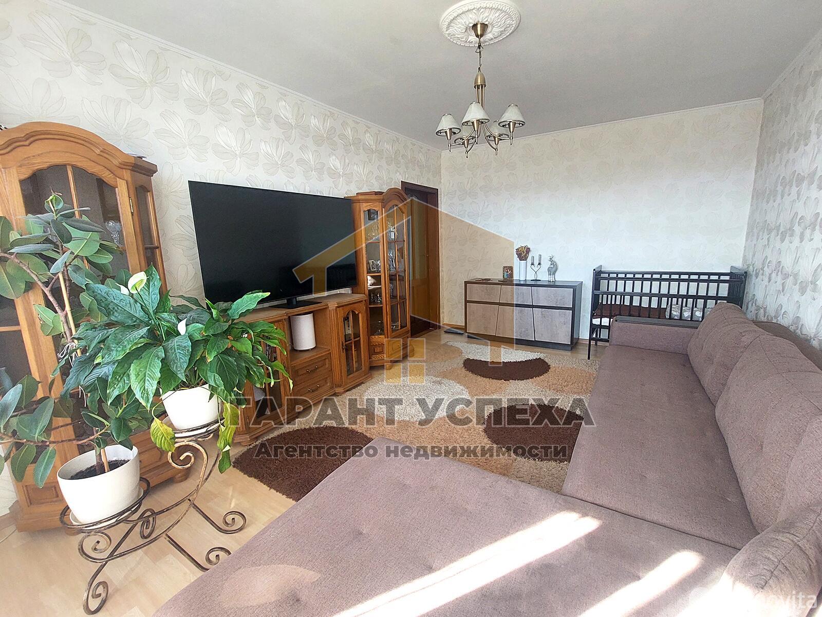 Купить 3-комнатную квартиру в Бресте, ул. Высокая, 62000 USD, код: 1072748 - фото 1