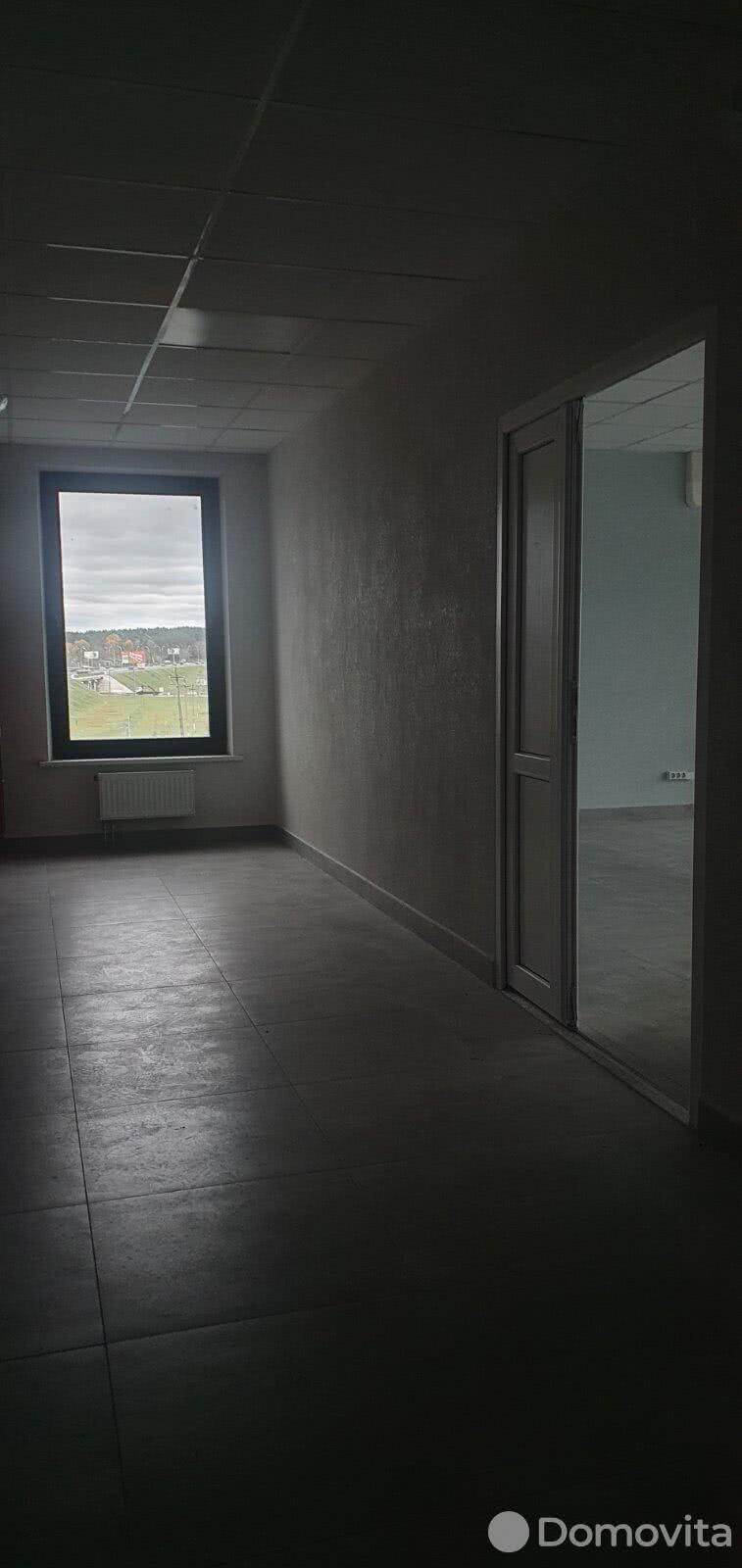 Купить помещение под сферу услуг в Минске, ул. Хмаринская, д. 2 - фото 24