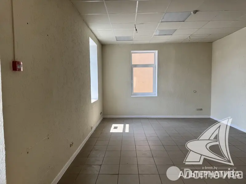 торговый объект, Кобрин, , стоимость продажи 285 500 р.