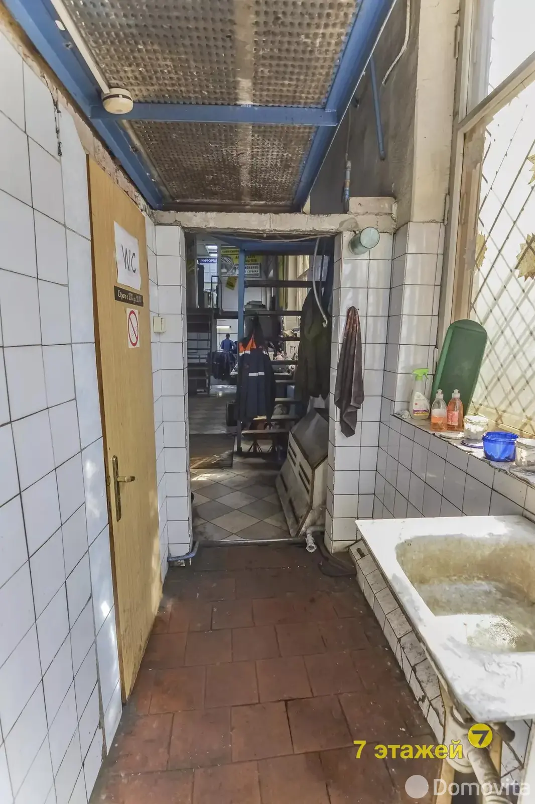 Купить помещение под сферу услуг в Минске, ул. Жилуновича, д. 2 - фото 16