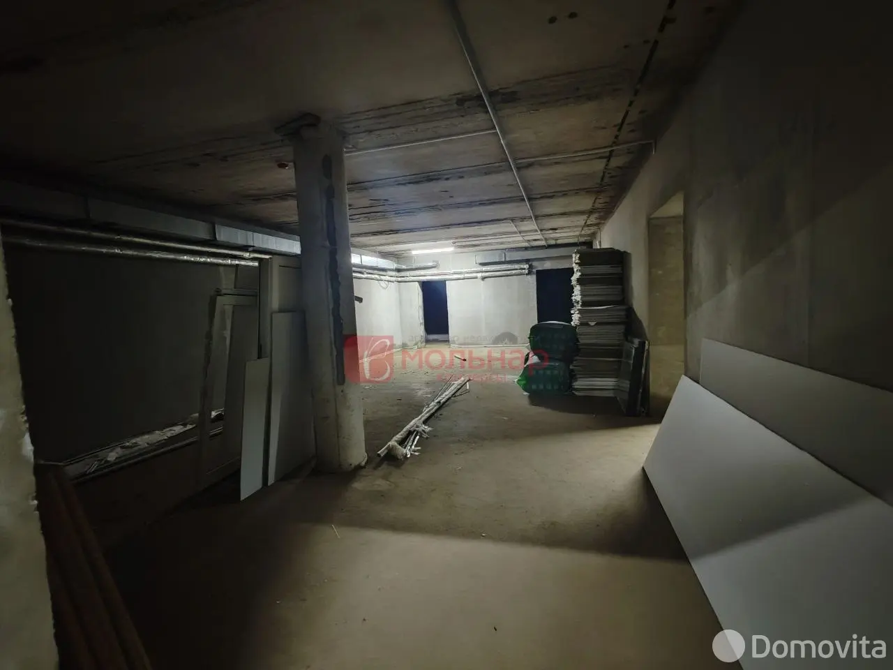 объект сферы услуг, Минск, ул. Интернациональная, д. 3 на ст. метро Немига