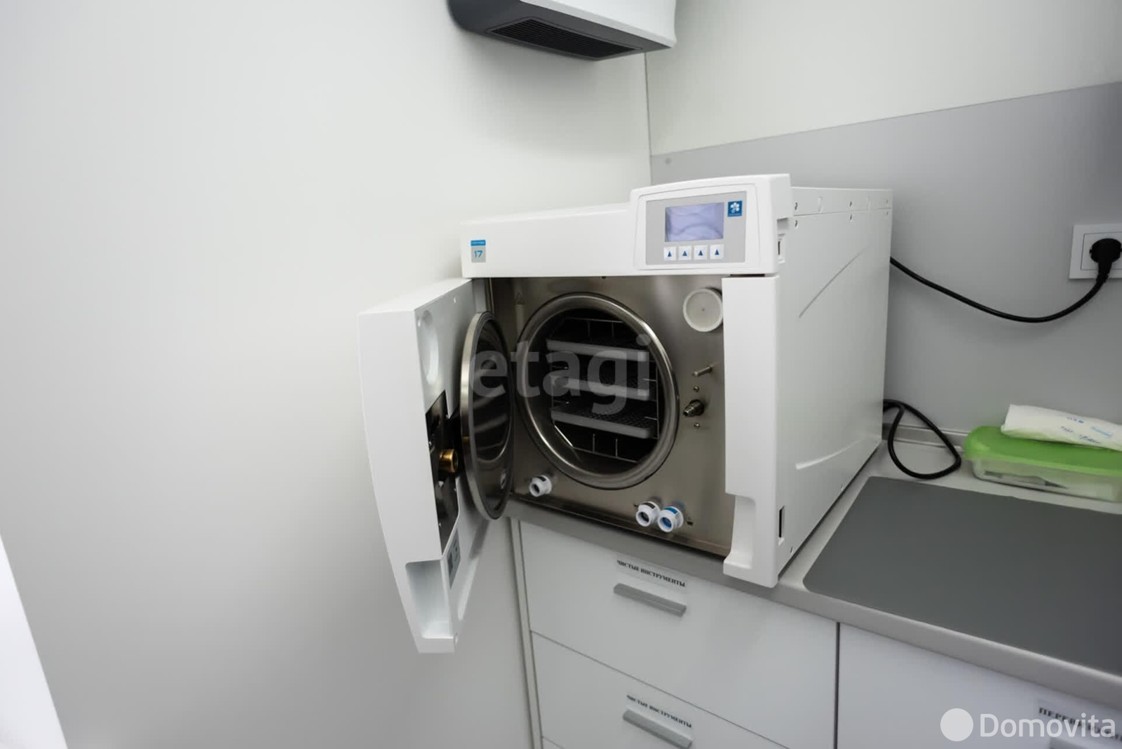 объект сферы услуг, Минск, ул. 50 лет Победы, д. 22 на ст. метро Уручье