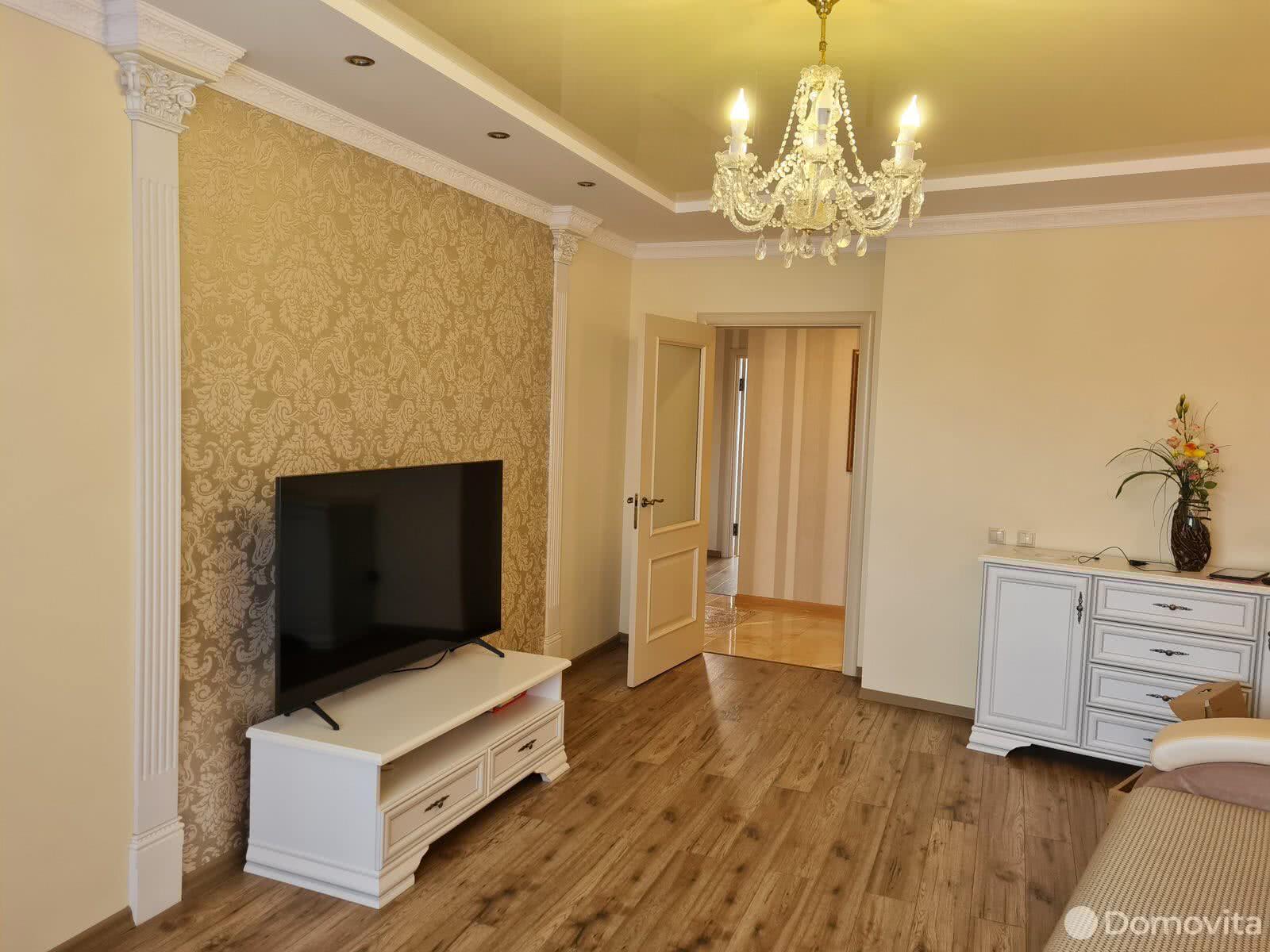 Купить 3-комнатную квартиру в Гродно, ул. Захарова, д. 24, 107900 USD, код: 1025848 - фото 2