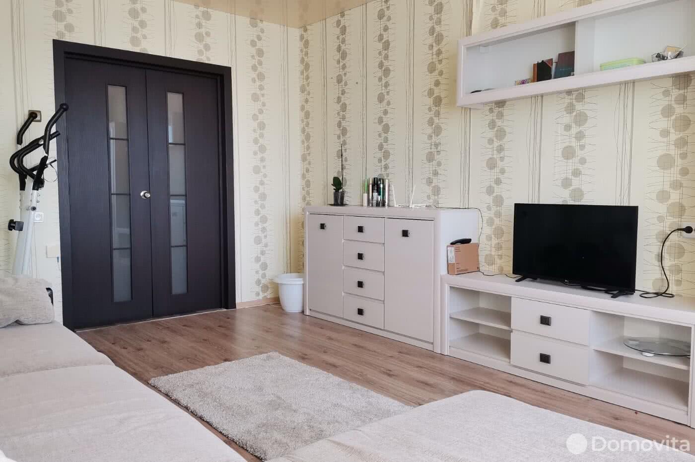 Продажа 3-комнатной квартиры в Борисове, ул. Гагарина, д. 50а, 47500 USD, код: 882504 - фото 1