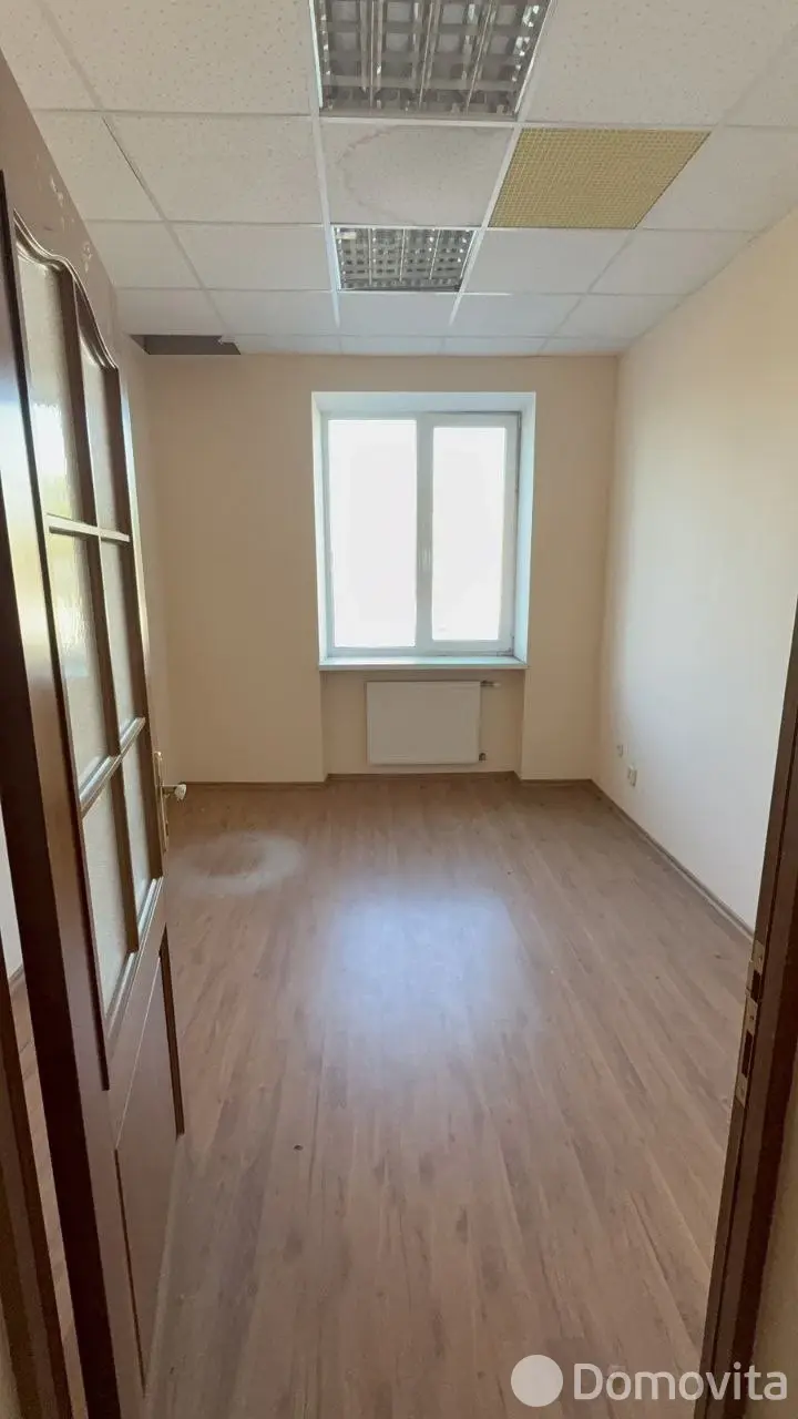 продажа офиса, Хотислав, ул. Ленина, д. 16