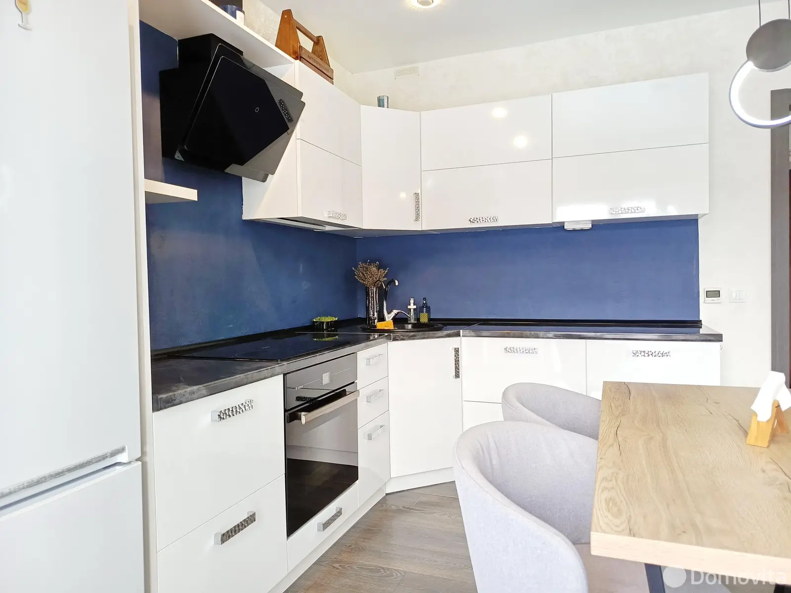 коттедж, Пинск, ул. Логишинская, д. 30, стоимость продажи 271 092 р.