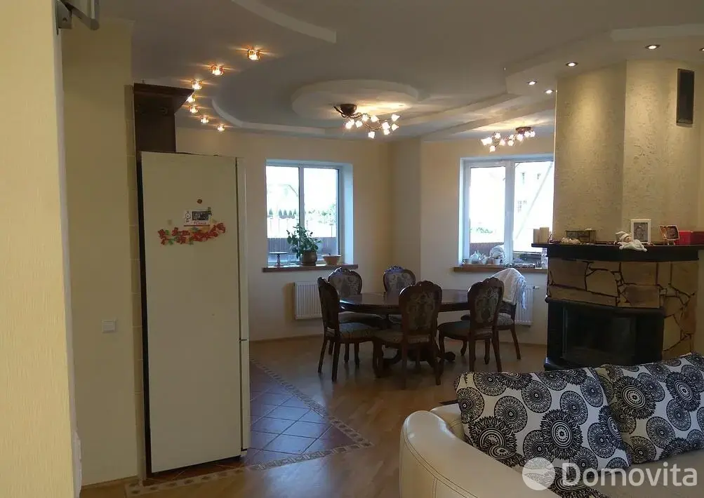 коттедж, Минск, ул. Зацень, стоимость продажи 850 000 р.