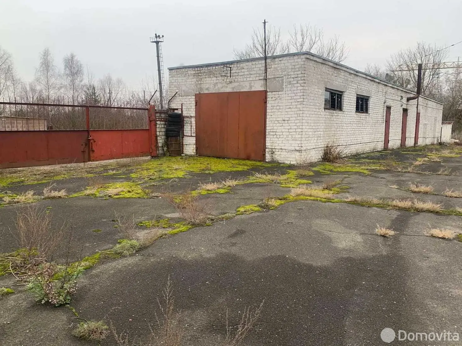 Купить складское помещение на ул. Портовая, д. 64 в Мозыре - фото 1