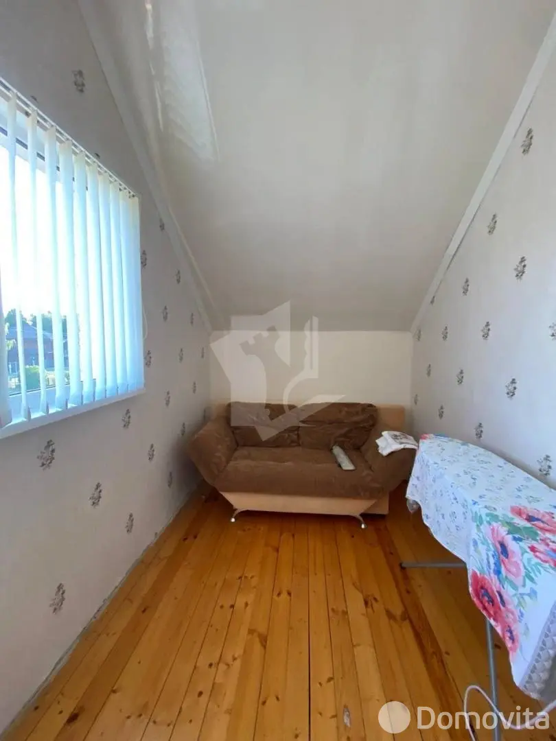 дом, Юхновка, ул. Дачная, д. 64