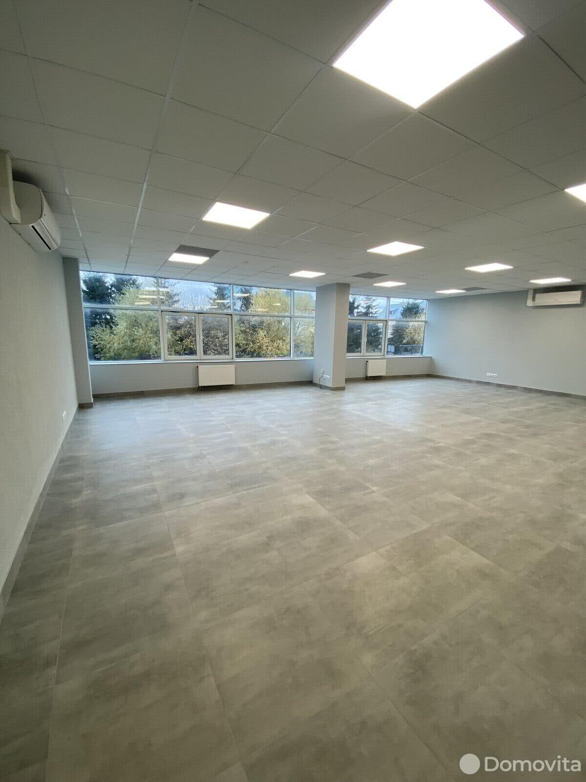 Купить помещение под сферу услуг в Минске, ул. Хмаринская, д. 2 - фото 19