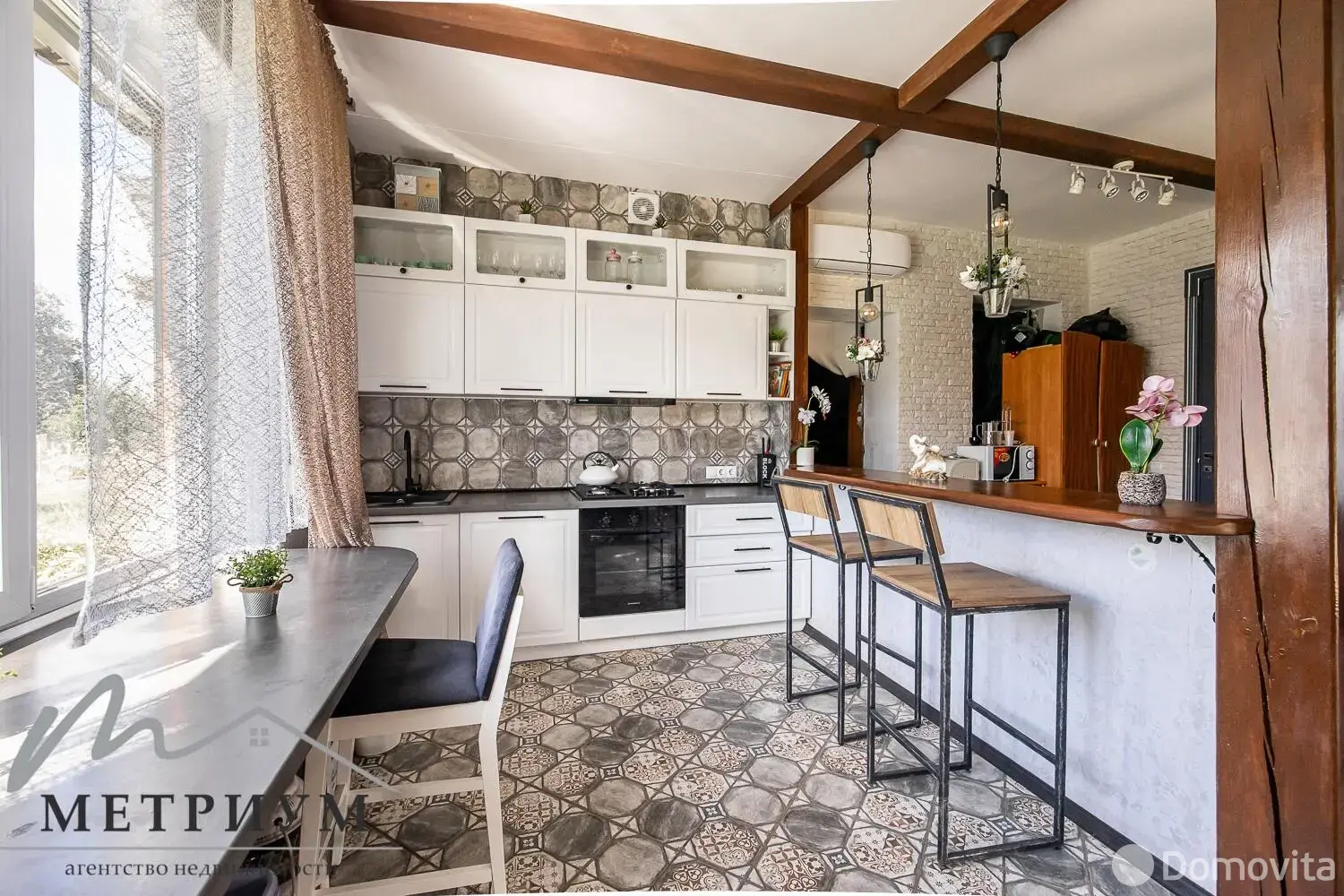 коттедж, Бусловка, ул. Озёрная