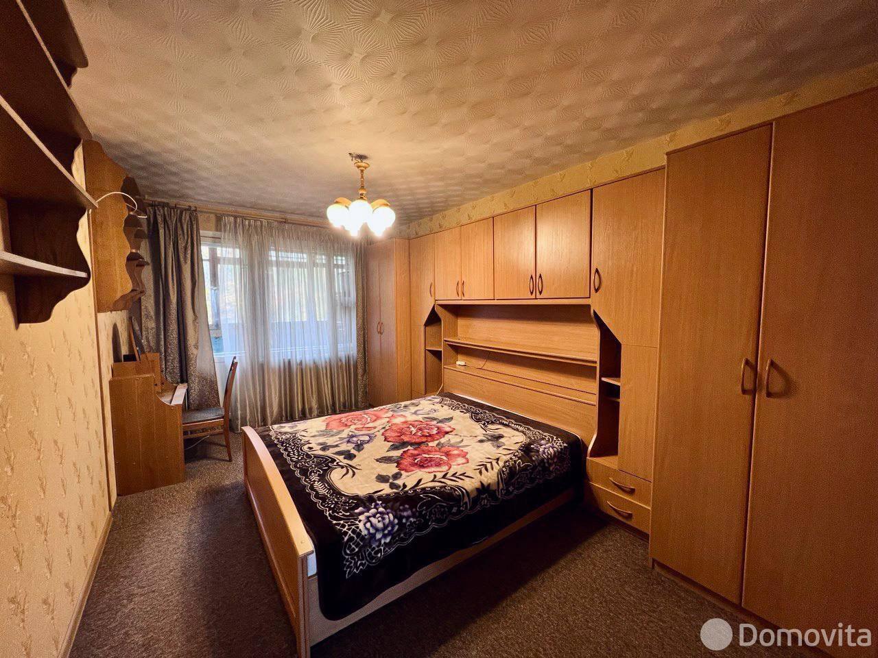 Купить 3-комнатную квартиру в Минске, ул. Тикоцкого, д. 46/2, 90000 USD, код: 1082325 - фото 4