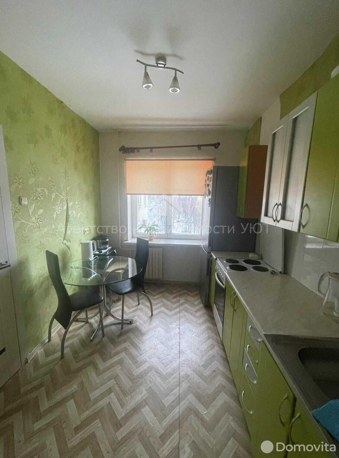 Купить 2-комнатную квартиру в Витебске, пр-т Строителей, д. 2, 59000 USD, код: 911085 - фото 1