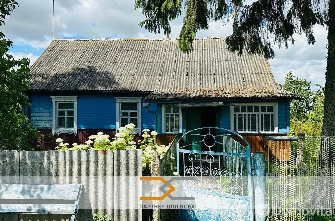 дом, Клепчаны, ул. Комсомольская 