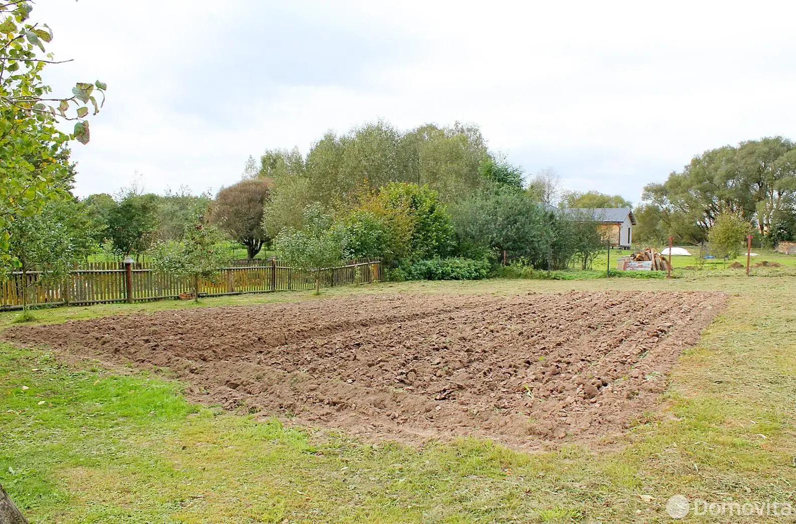 дом, Каверляны, ул. Центральная, стоимость продажи 85 807 р.