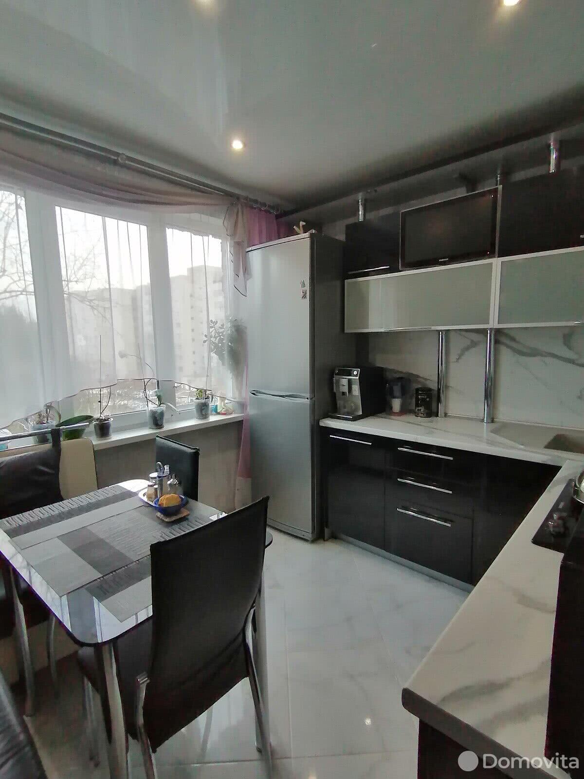 Купить 3-комнатную квартиру в Гомеле, ул. Максима Богдановича, д. 4, 47000 USD, код: 948498 - фото 2
