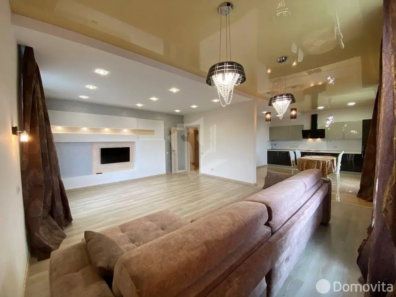 Снять 4-комнатную квартиру в Минске, пер. Подольский 4-й, д. 9, 1150USD, код 146277 - фото 1