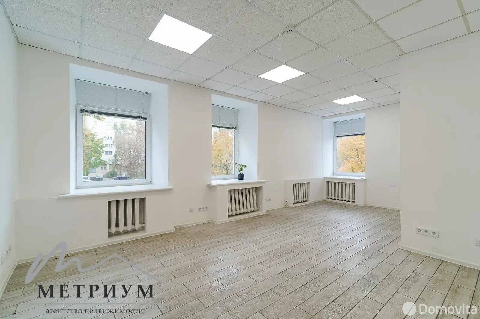 объект сферы услуг, Минск, ул. Максима Танка, д. 20 на ст. метро Фрунзенская