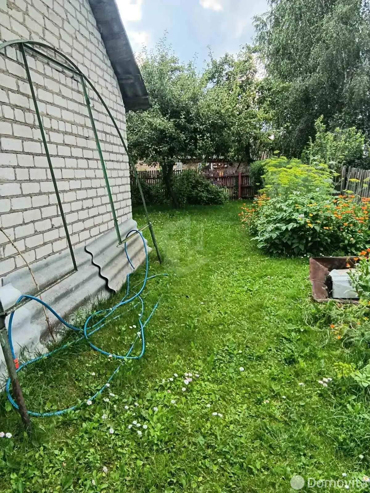 дом, Дещенка, ул. Специалистов, д. 15 