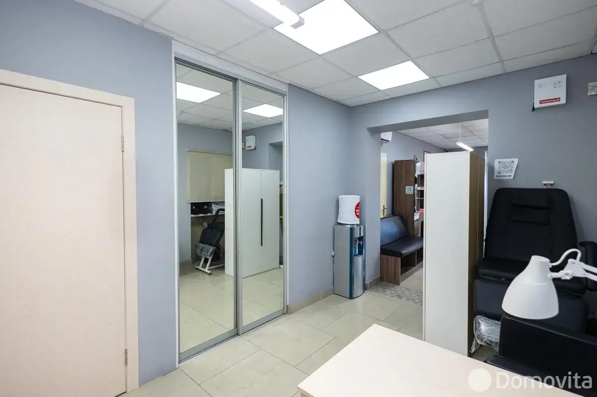 Купить помещение под сферу услуг в Минске, ул. Веры Хоружей, д. 5 - фото 12