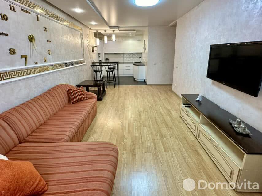 Снять 2-комнатную квартиру в Минске, ул. Рафиева, д. 54А, 400USD, код 137429 - фото 1