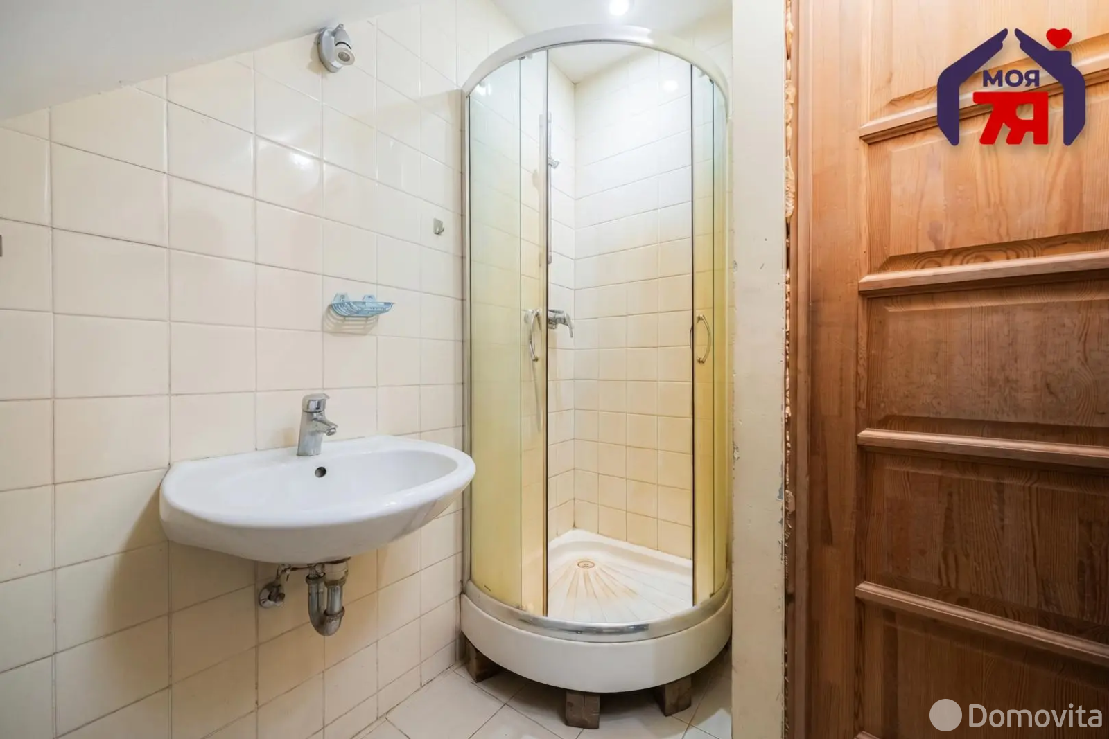 дом, Карпиловка, ул. Центральная 