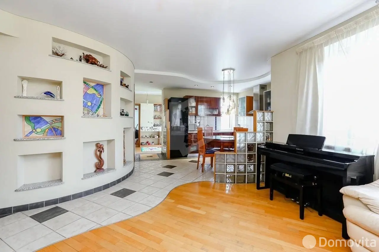 квартира, Минск, ул. Леонида Беды, д. 8 - лучшее предложение