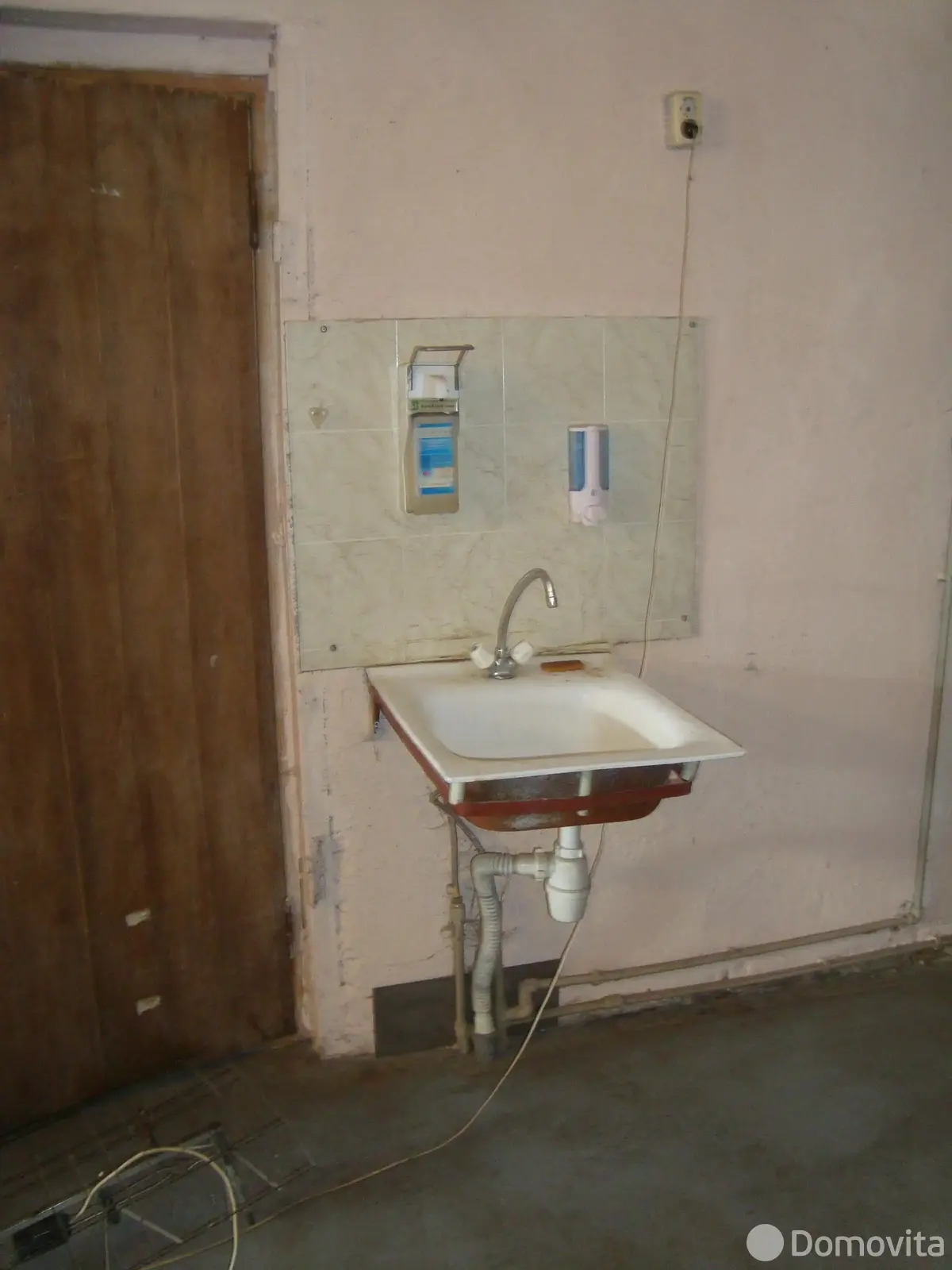 Купить помещение под сферу услуг в Плещеницах, м-н Военный городок, д. 137 - фото 11