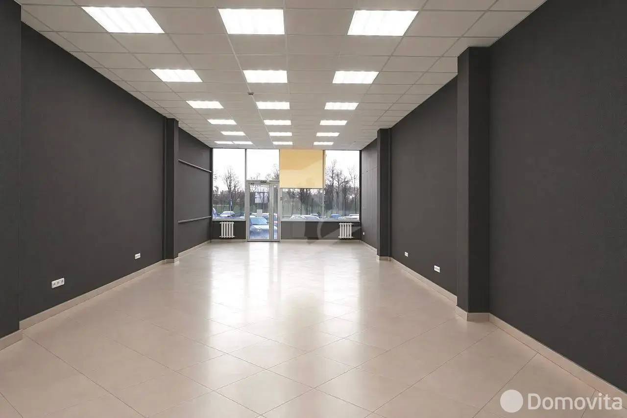 торговый объект, Молодечно, ул. Великий Гостинец, д. 143/б, стоимость аренды 7 912 р./мес.